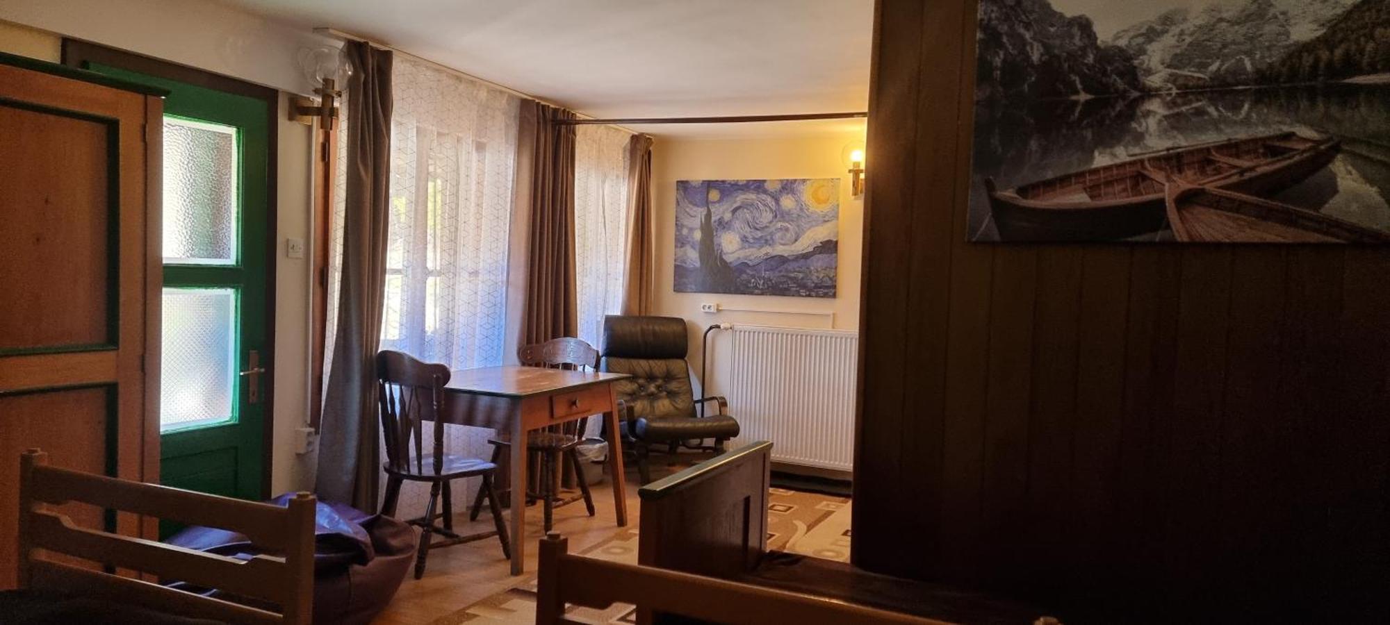 Planinski Dom Na Travni Gori Sodrazica Oda fotoğraf